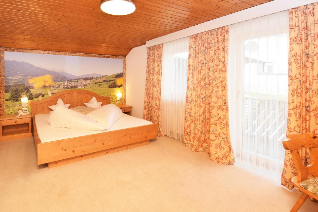 Hotel Chalet Olympia Monguelfo-Tesido / Welsberg-Taisten Ngoại thất bức ảnh