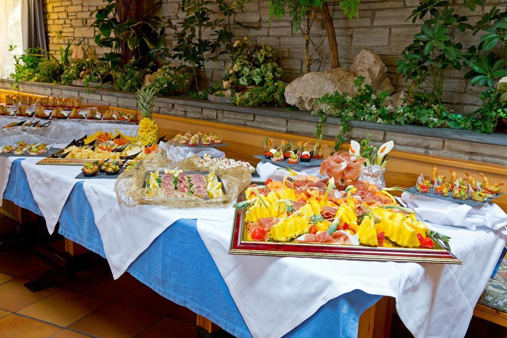 Hotel Chalet Olympia Monguelfo-Tesido / Welsberg-Taisten Ngoại thất bức ảnh